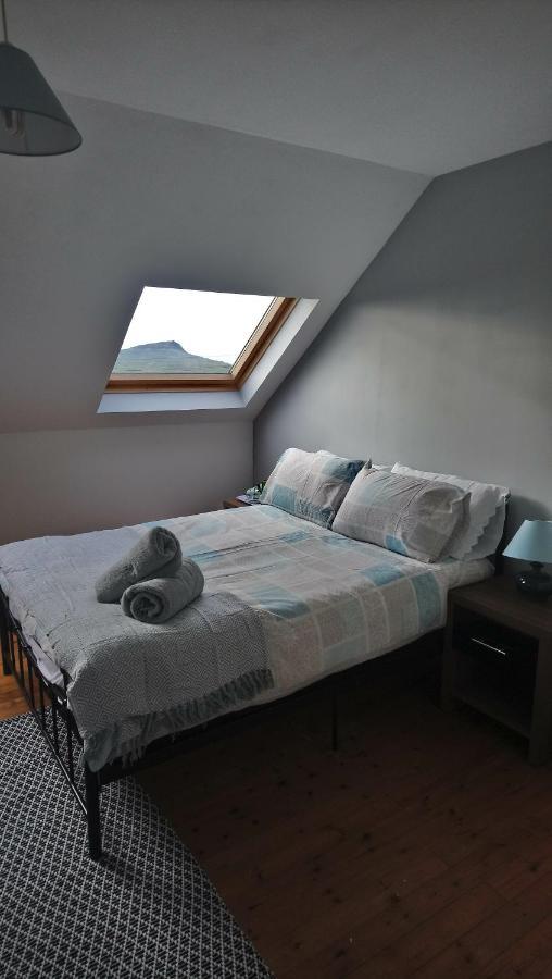 An Guirin Apartment Dingle Bagian luar foto